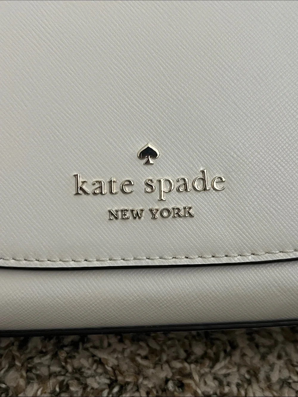Like New Kate Spade White Leather Crossbody with handbag chain